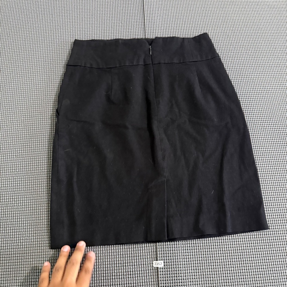 Banana Republic Women Black Stretch Petite Mini Skirt Size 2P